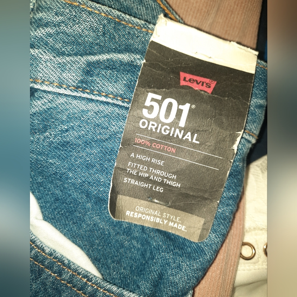 Levi's High Rise Blue Jeans Size 29 X 28